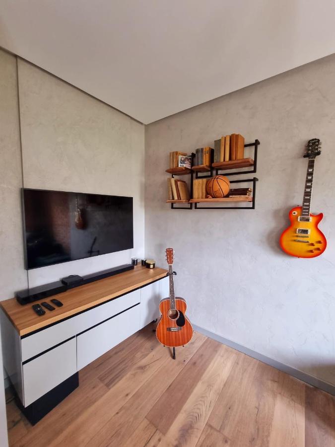 Luksusowy Apartament Przy Sadzie Торунь Екстер'єр фото